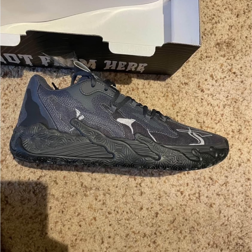 NIB Puma LaMelo Ball MB.03 Gray and Black basketball Sneakers size 10.5
